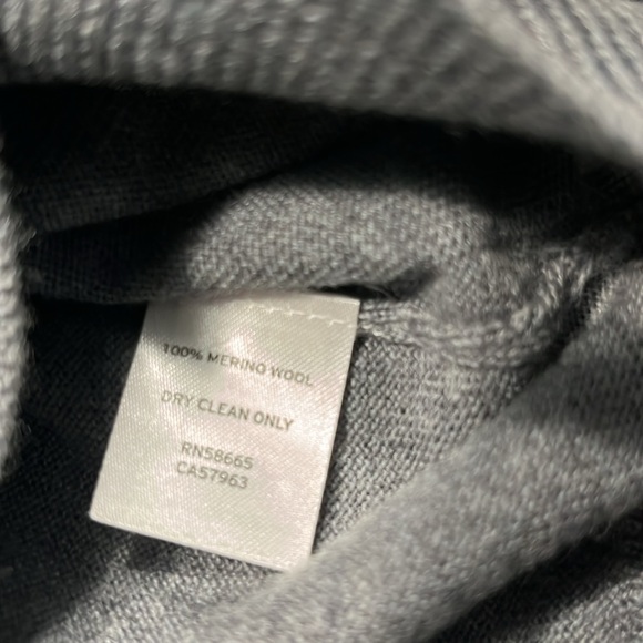 100% Merino Wool Sweater Vest from Nordstrom NWOT - Picture 5 of 8